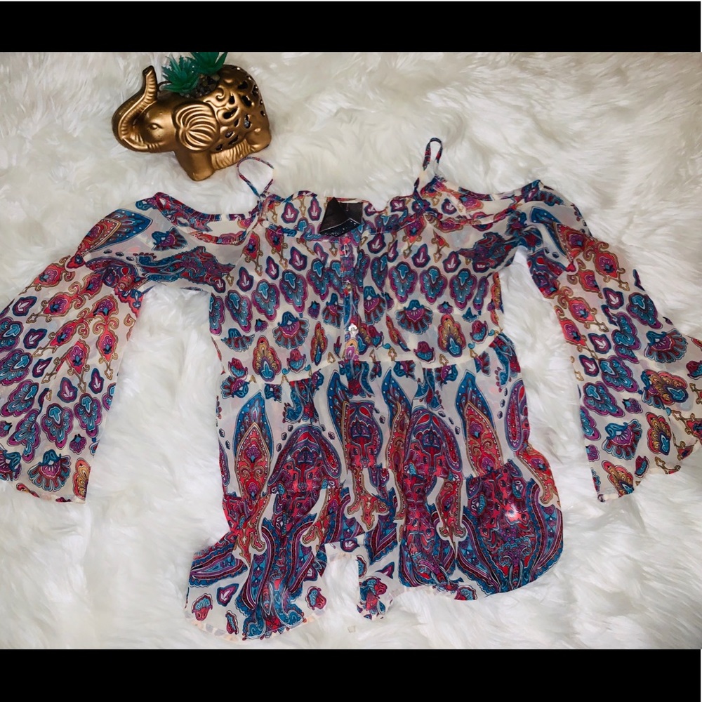 NWOT Moon collection paisley boho blouse